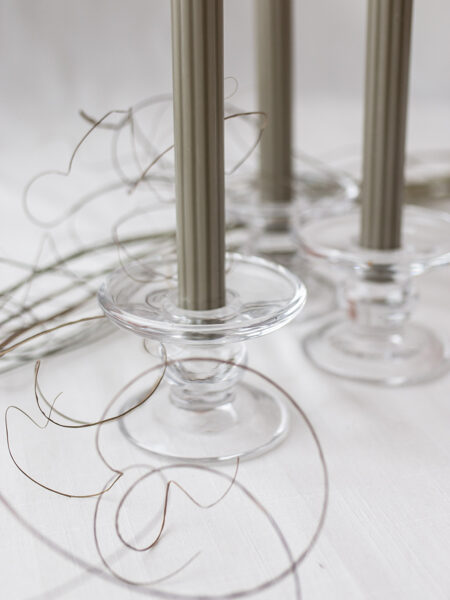 Stikla svečturis garajām svecēm